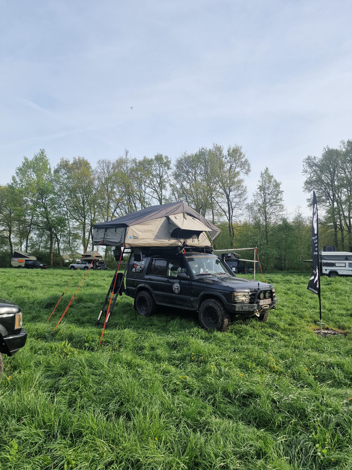 KOALA CREEK Daktent TEIDE 160-V2 Overlander donkergrijs - overdekte instap